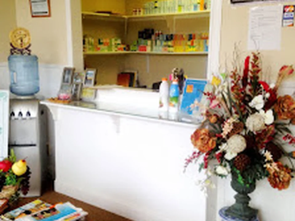 53 Acupuncture & Massage