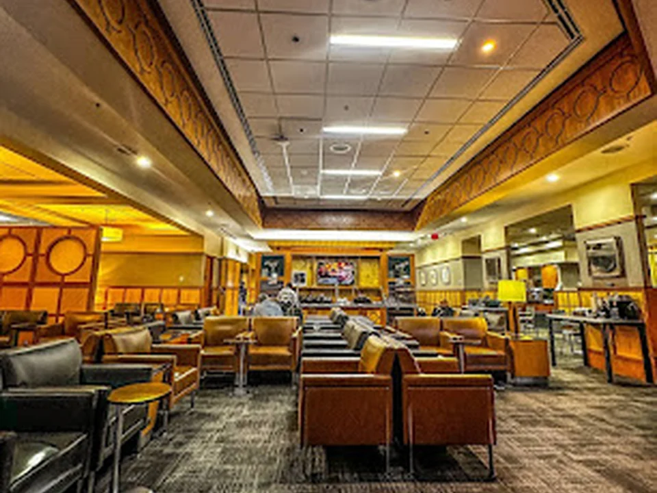 Admirals Club