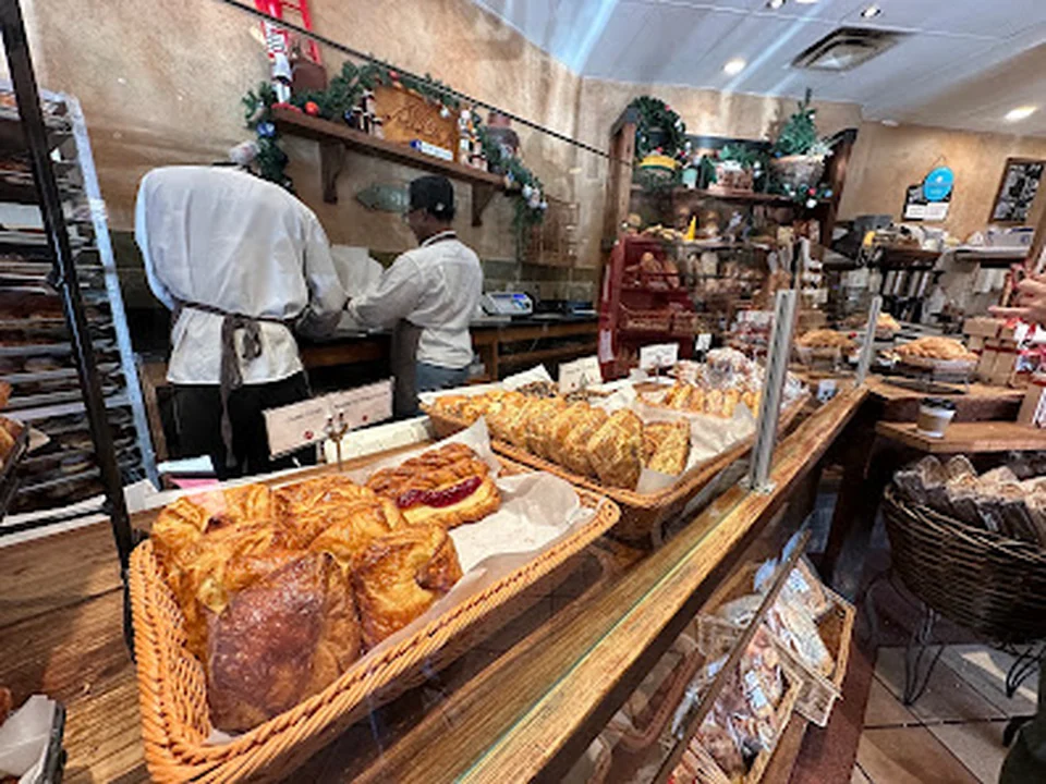 Alon's Bakery & Market