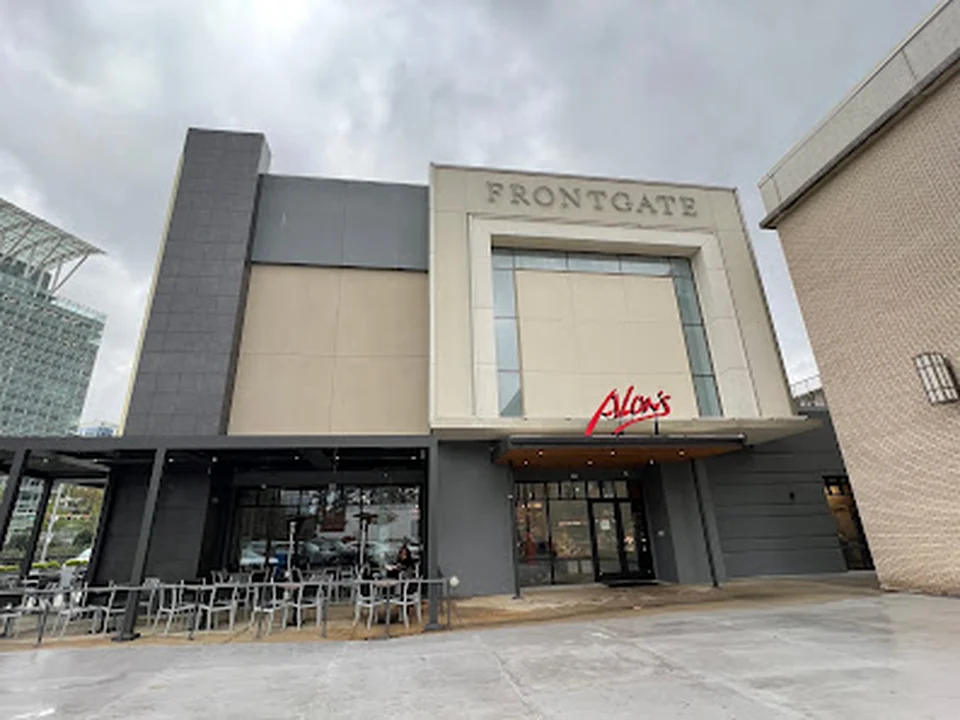 Alon’s Bakery & Market