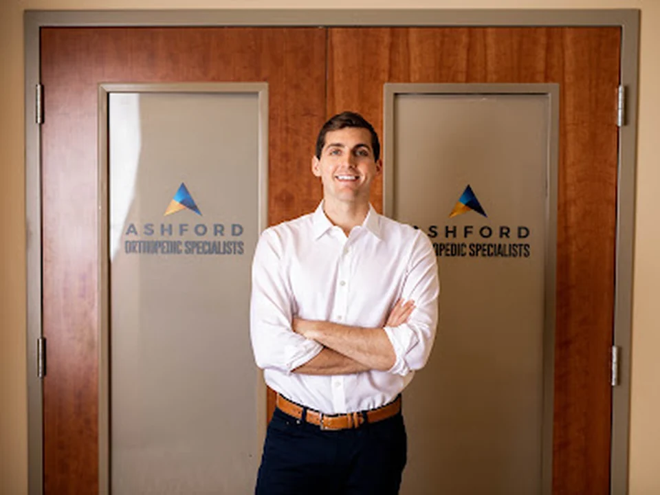 Arch Orthopedic and Spine