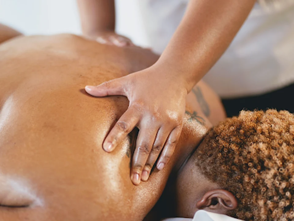 ATLANTA CURVES THERAPEUTIC MASSAGE