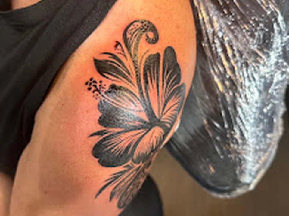 Black Cloud Tattoo and Piercing