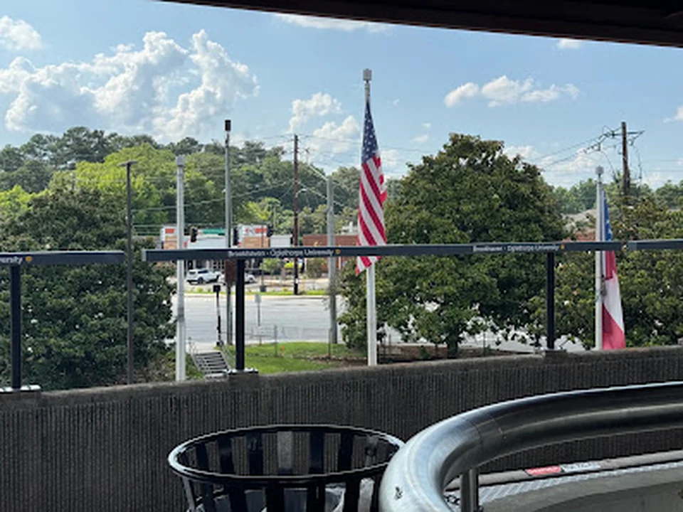 Brookhaven - Oglethorpe University Transit Station