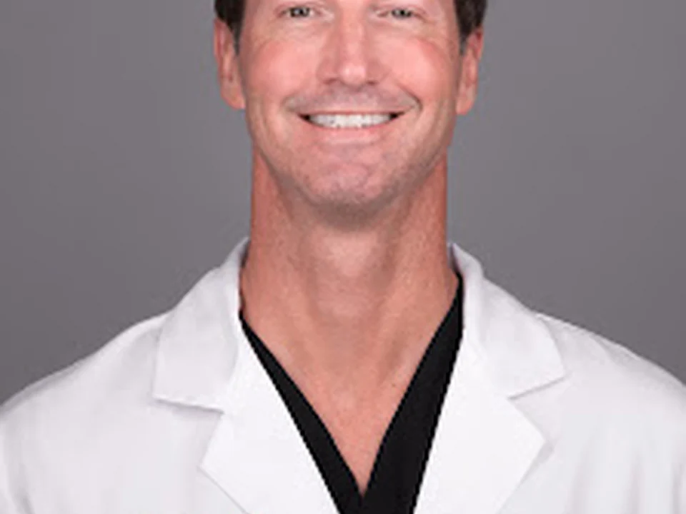 Byron Long, M.D. - Marietta Eye Clinic