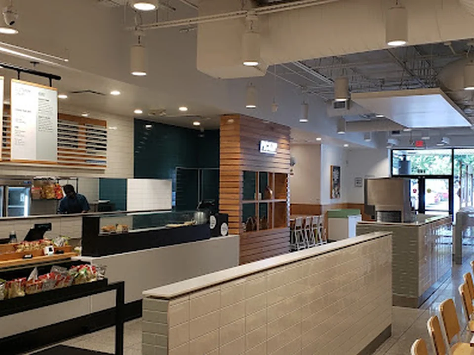 Foto de Chopt Creative Salad Co.