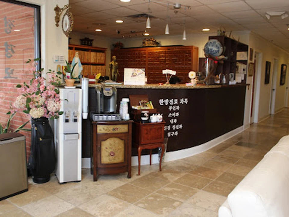 Chung's Acupuncture Clinic