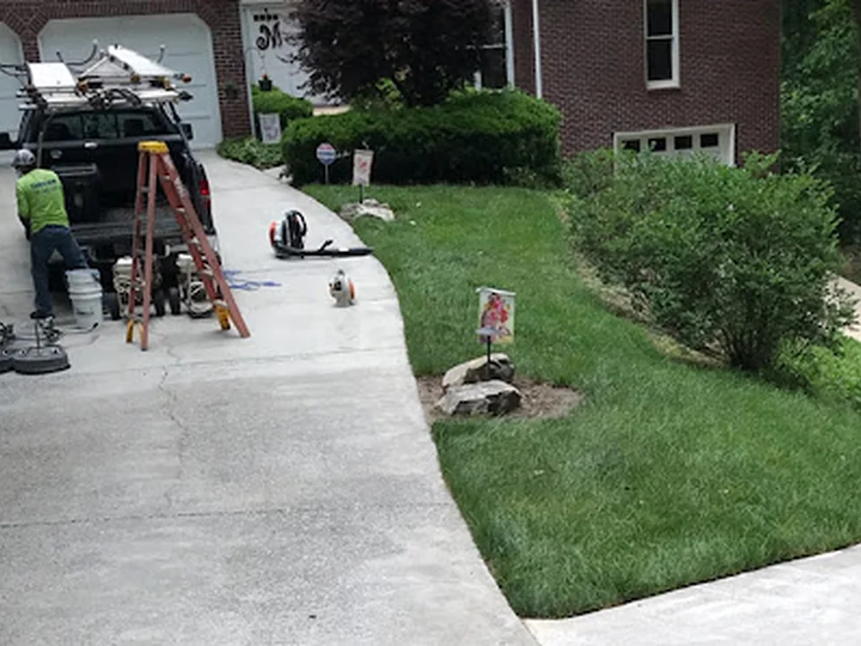 ClearView Window Cleaning and Pressure Washing LLC