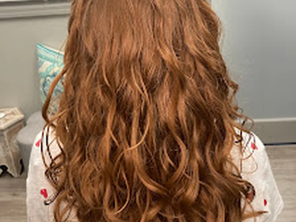 Curl Etiquette Salon Suite