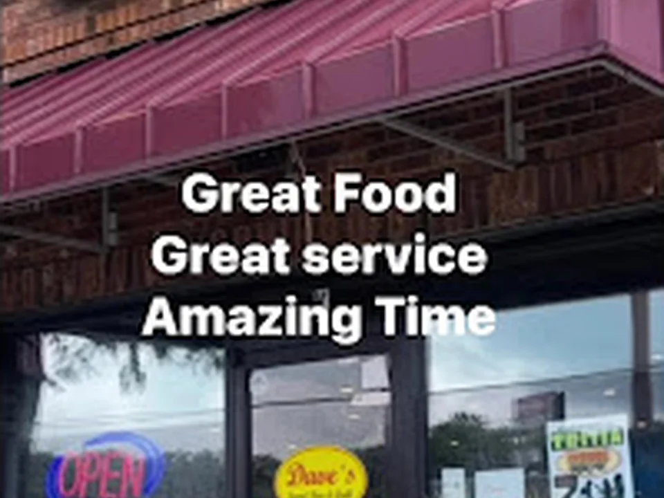 Foto de Dave's Sports Bar and Grill