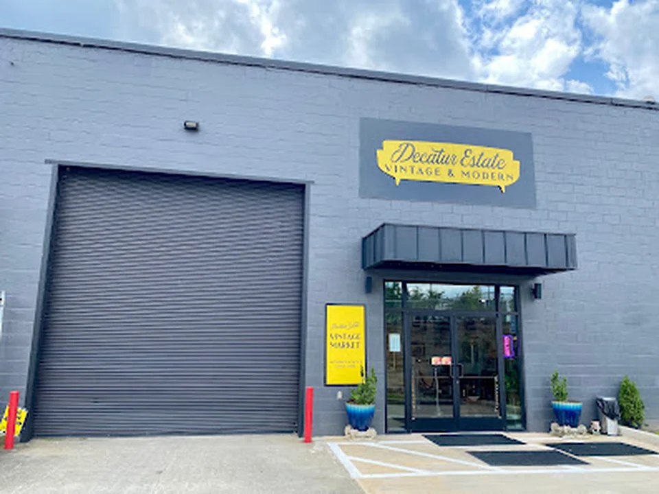 Decatur Estate Vintage Market
