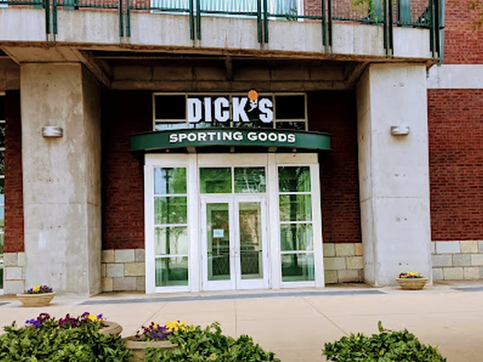 DICK'S Sporting Goods