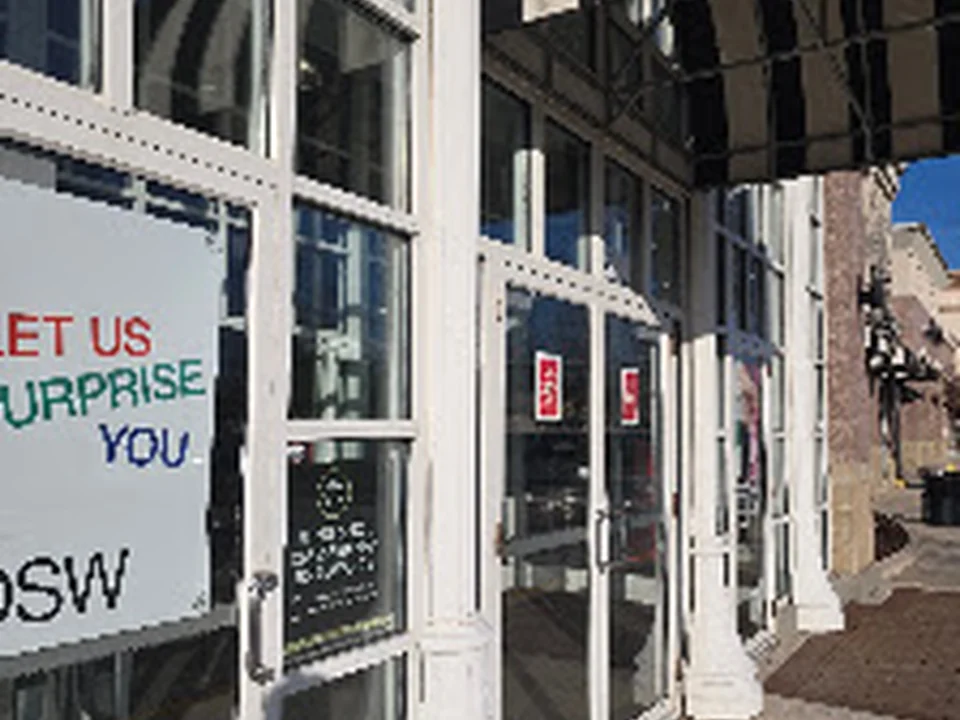 DSW Designer Shoe Warehouse