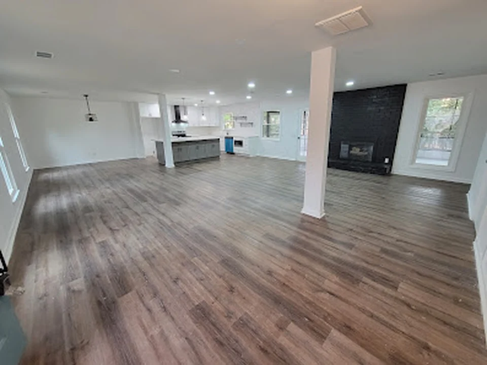 E&E Construction Company, INC
