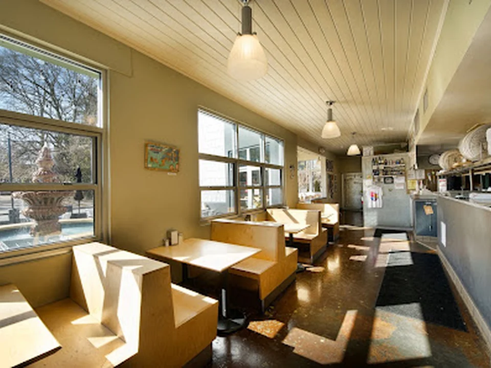 Fellini's Pizza