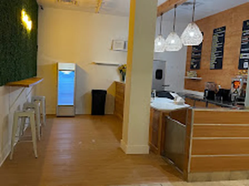 Fresh Squeezed Juice Bar