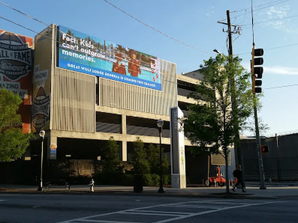 GWCC Building Parking