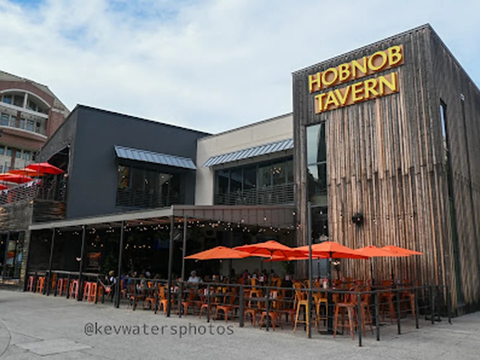 HOBNOB Neighborhood Tavern