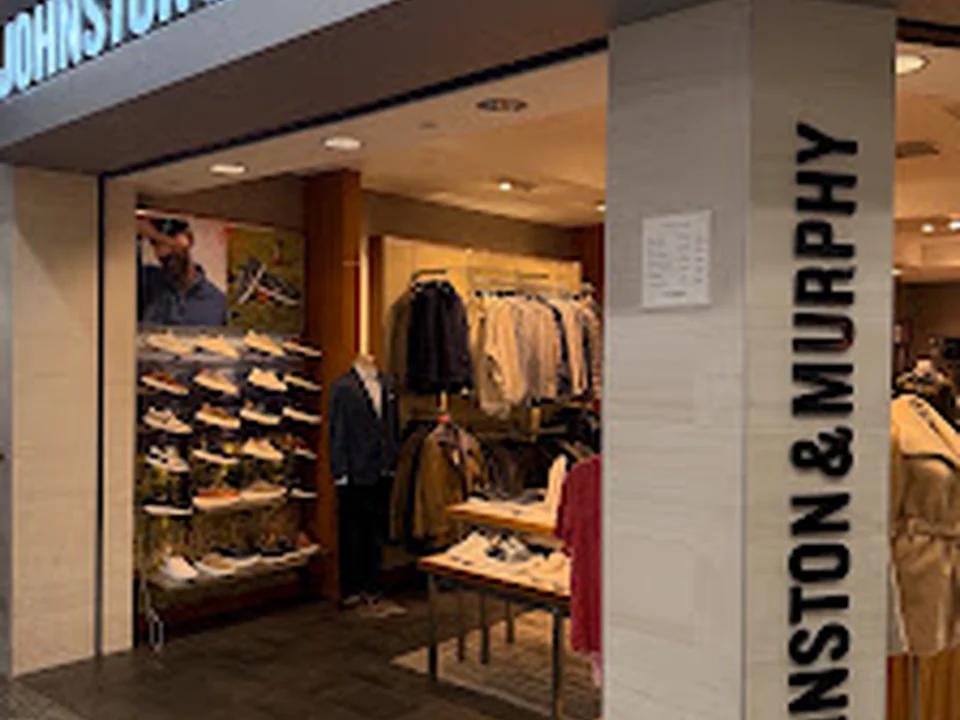 Johnston & Murphy