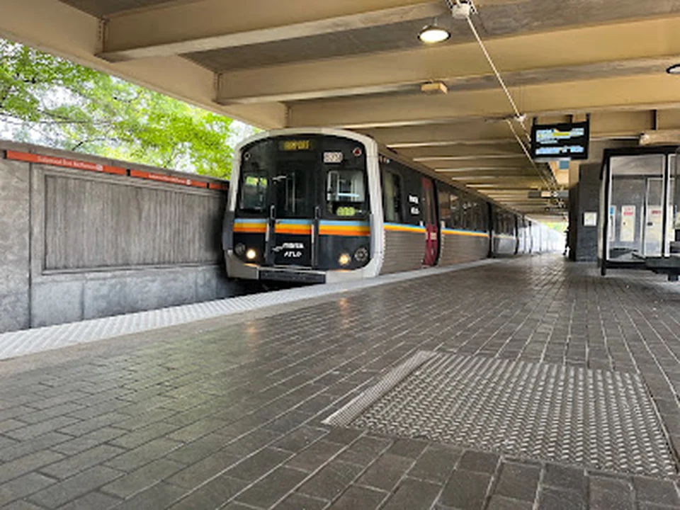 Lakewood-Ft Mcpherson Station