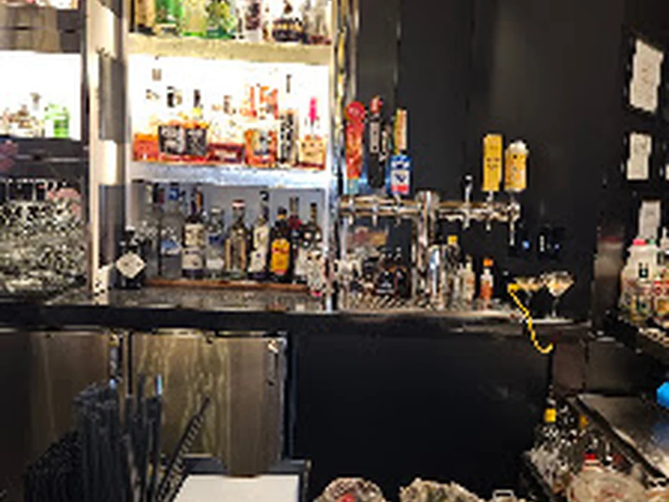 Lumen Lounge - Lobby Bar