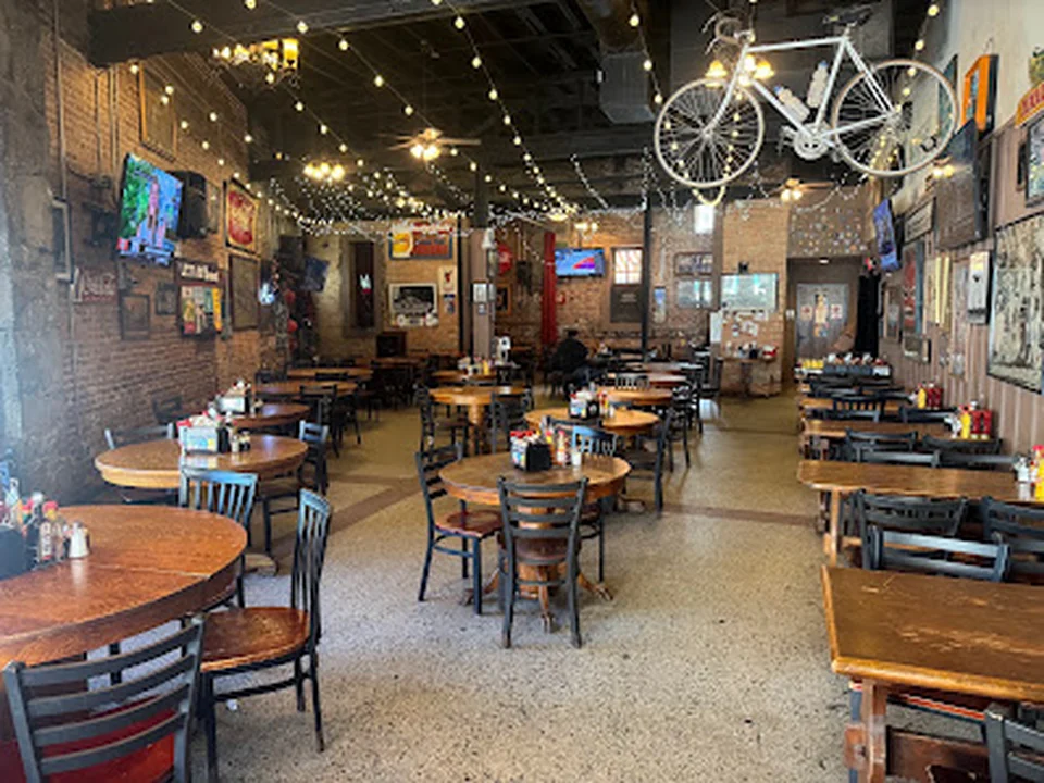 Manuel's Tavern