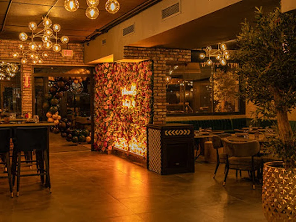 Pera Bistro