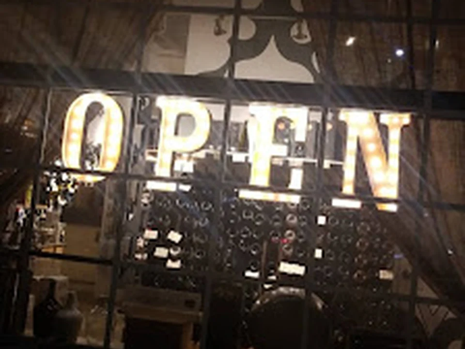 Foto de PERRINE's WINE - Westside