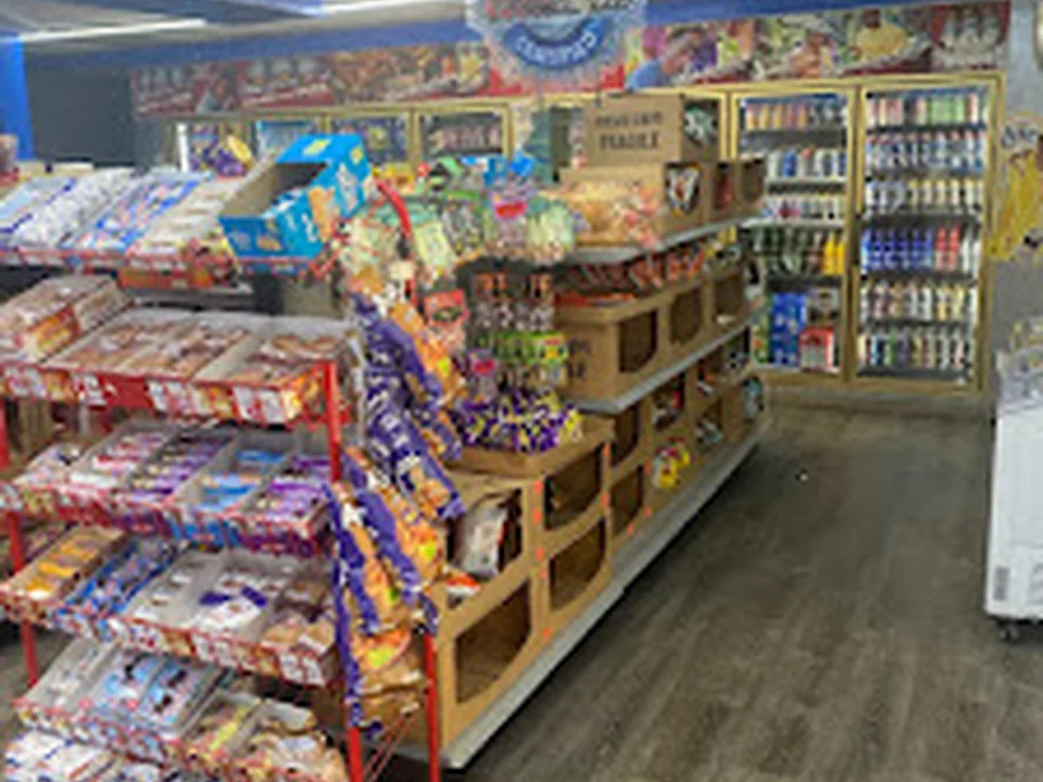 Polar Rock Lakewood Grocery
