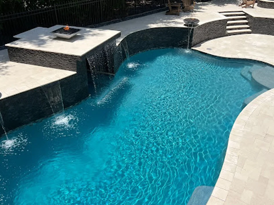 Pristine Pools Service & Maintenance
