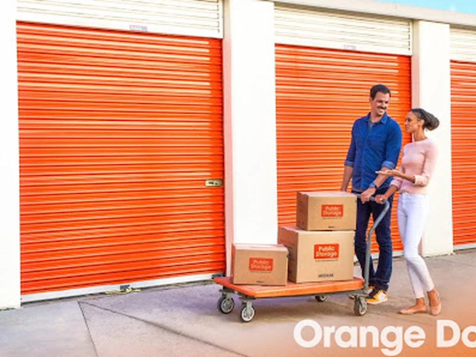 Public Storage