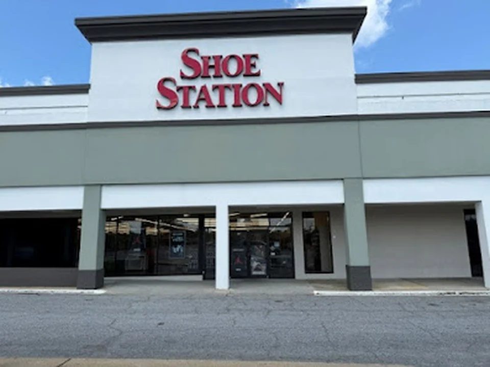 Shoe Station