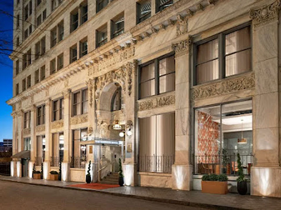 The Candler Hotel Atlanta, Curio Collection by Hilton