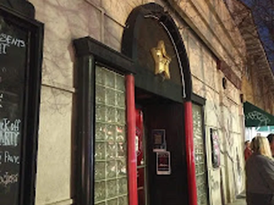 The Star Community Bar