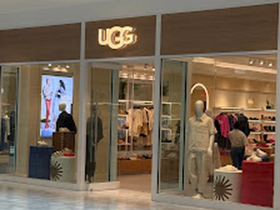 UGG Lenox Square