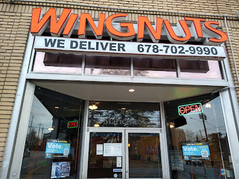 Wingnuts