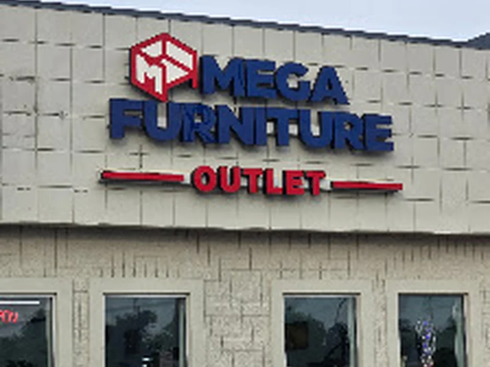Mega Furniture Outlet, Atlanta