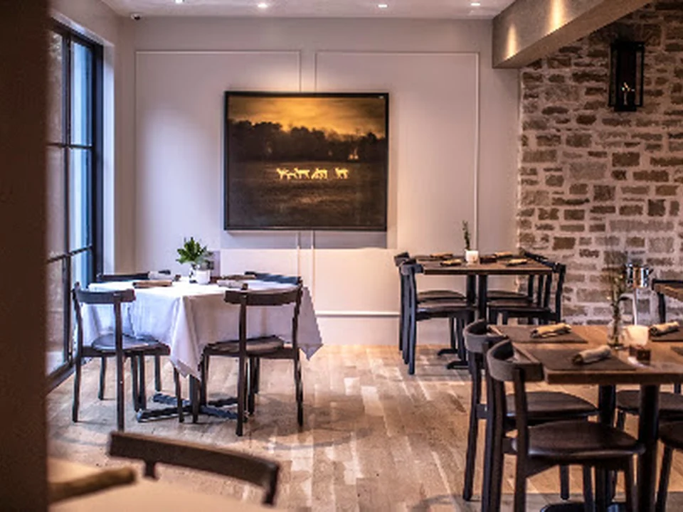 THE CHASTAIN - Restaurant, Atlanta